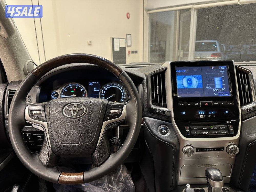 لاندكروزر VXR7