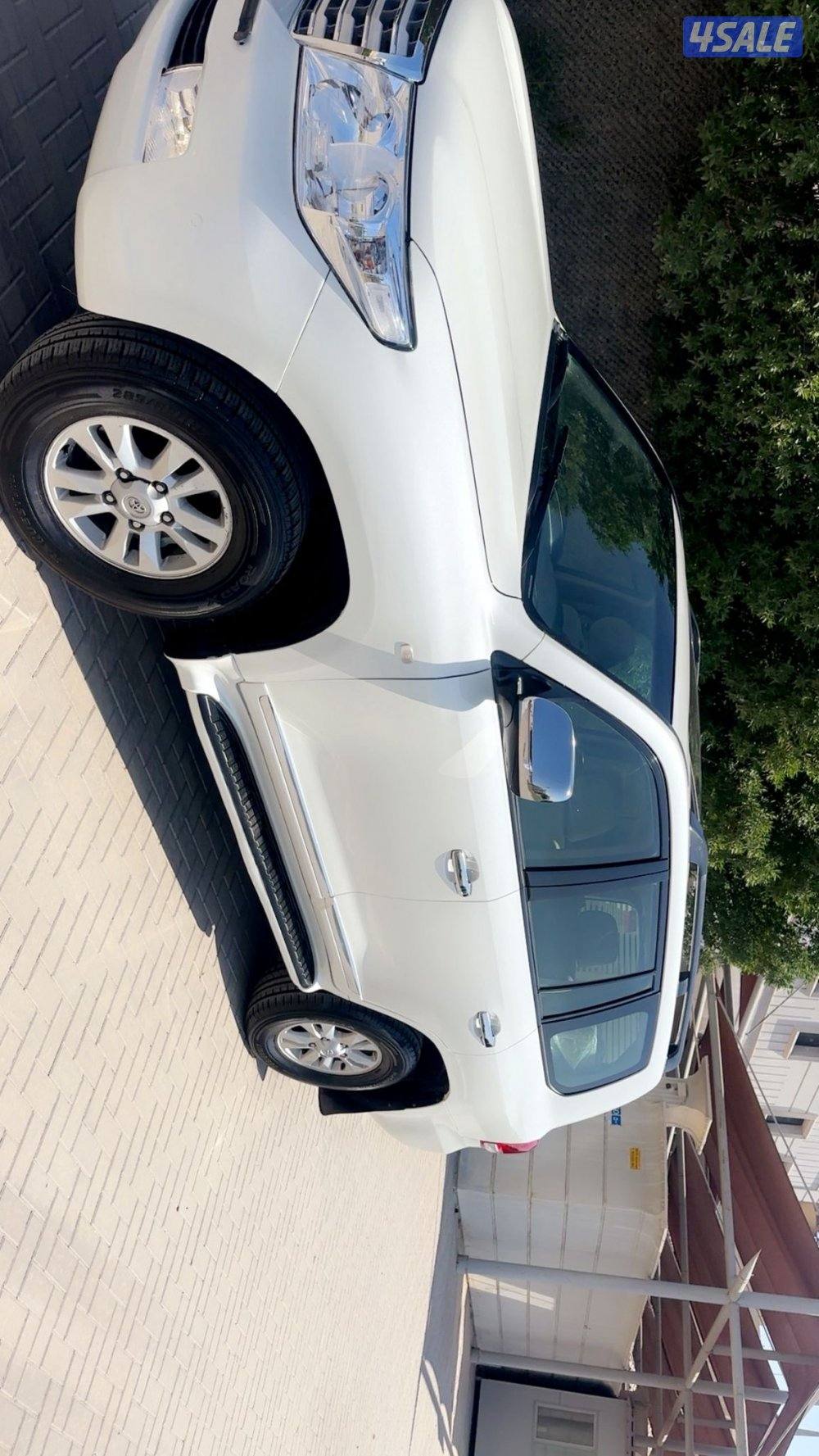 لاند موديل 2010 ماشي 190 صبغ الوكاله عدا ٣قطع ٨سلندر2