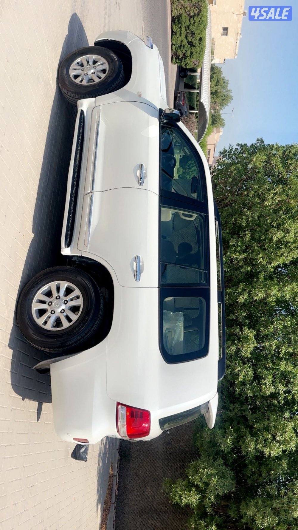 لاند موديل 2010 ماشي 190 صبغ الوكاله عدا ٣قطع ٨سلندر5