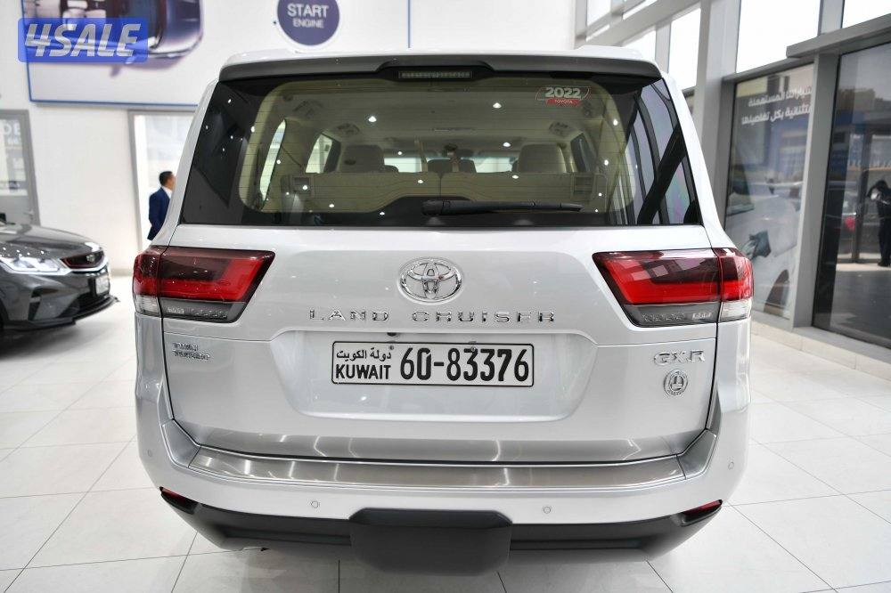 تويوتا لاندكروزر GXR توين تيربو - صبغ وكالة3