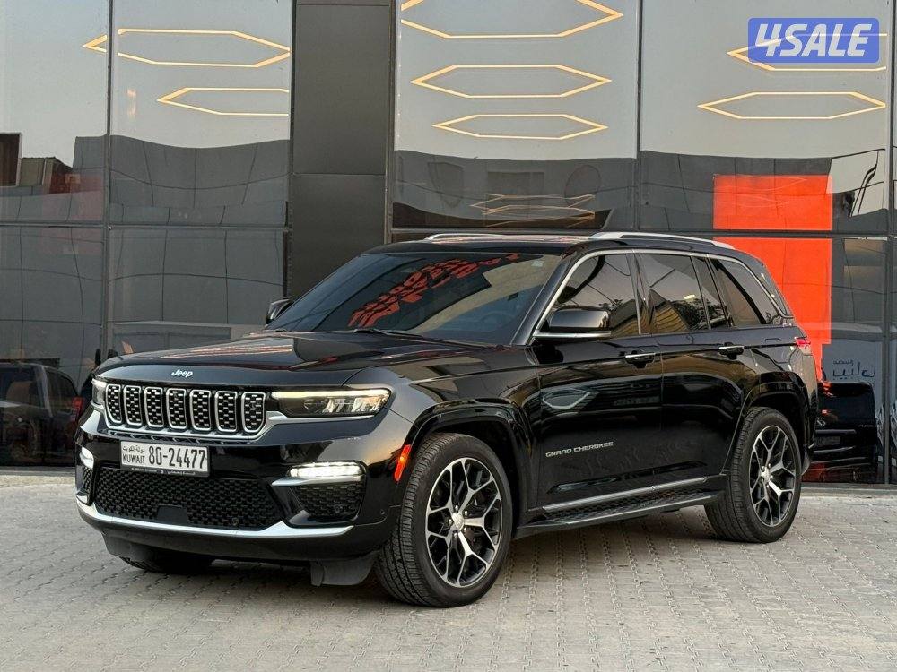 GRAND CHEROKE SUMMIT 4*4 _2023 صبغ الوكالة1
