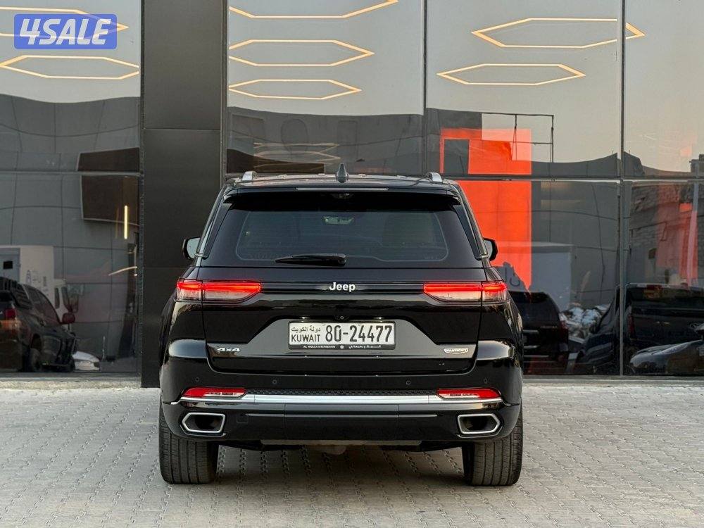 GRAND CHEROKE SUMMIT 4*4 _2023 صبغ الوكالة5