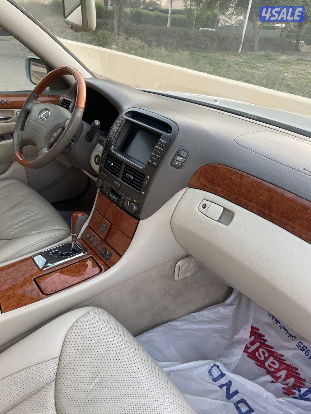 لكزس LS 430 موديل ٢٠٠٤ للبيع9