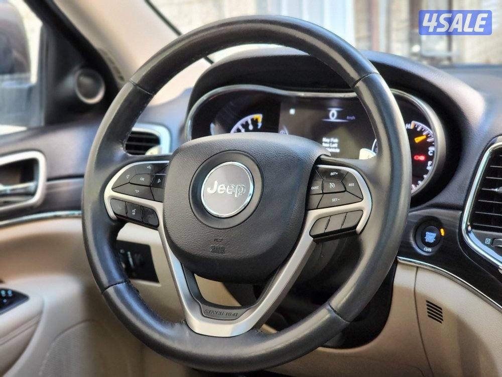 جيب غراند شيروكي ليميتد اعلى مواصفات عداد٧٠الف سرفس منتظم شرط الفحص8