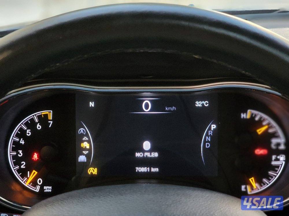 جيب غراند شيروكي ليميتد اعلى مواصفات عداد٧٠الف سرفس منتظم شرط الفحص12