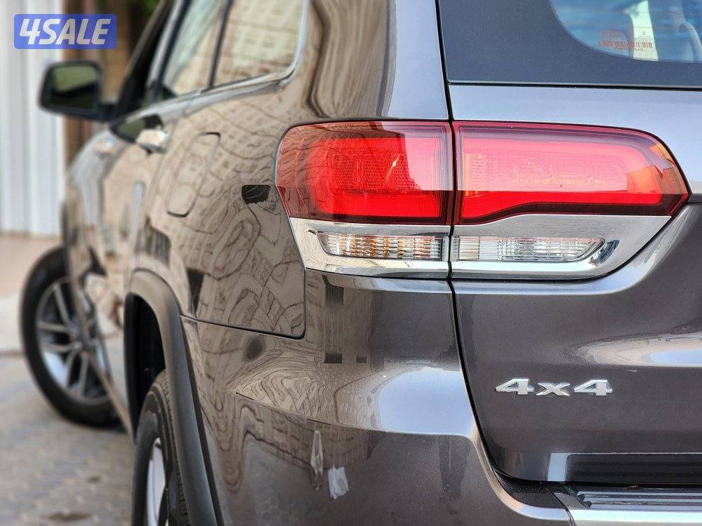 جيب غراند شيروكي ليميتد اعلى مواصفات عداد٧٠الف سرفس منتظم شرط الفحص15