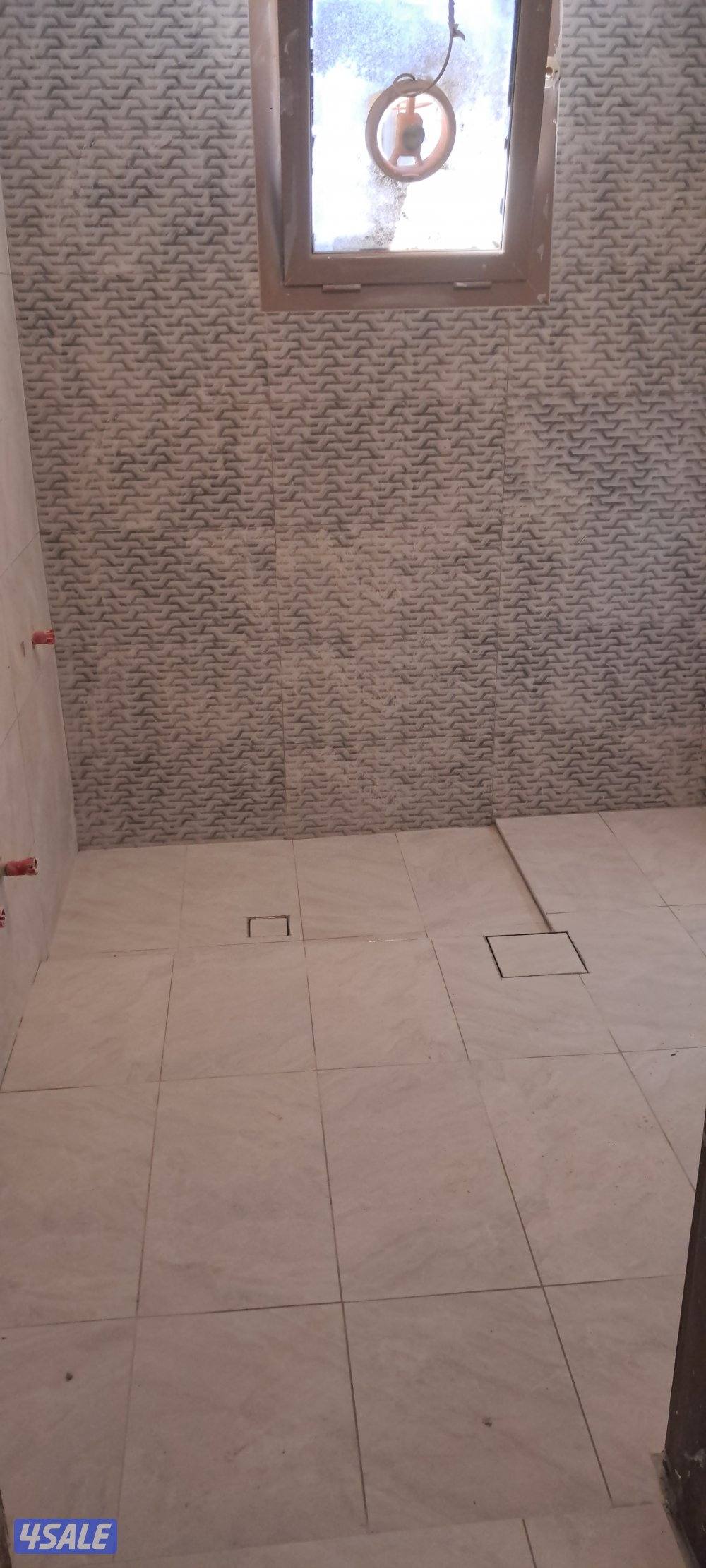 معلمين لتركيب السراميك والبرسلان فوق الماشى2