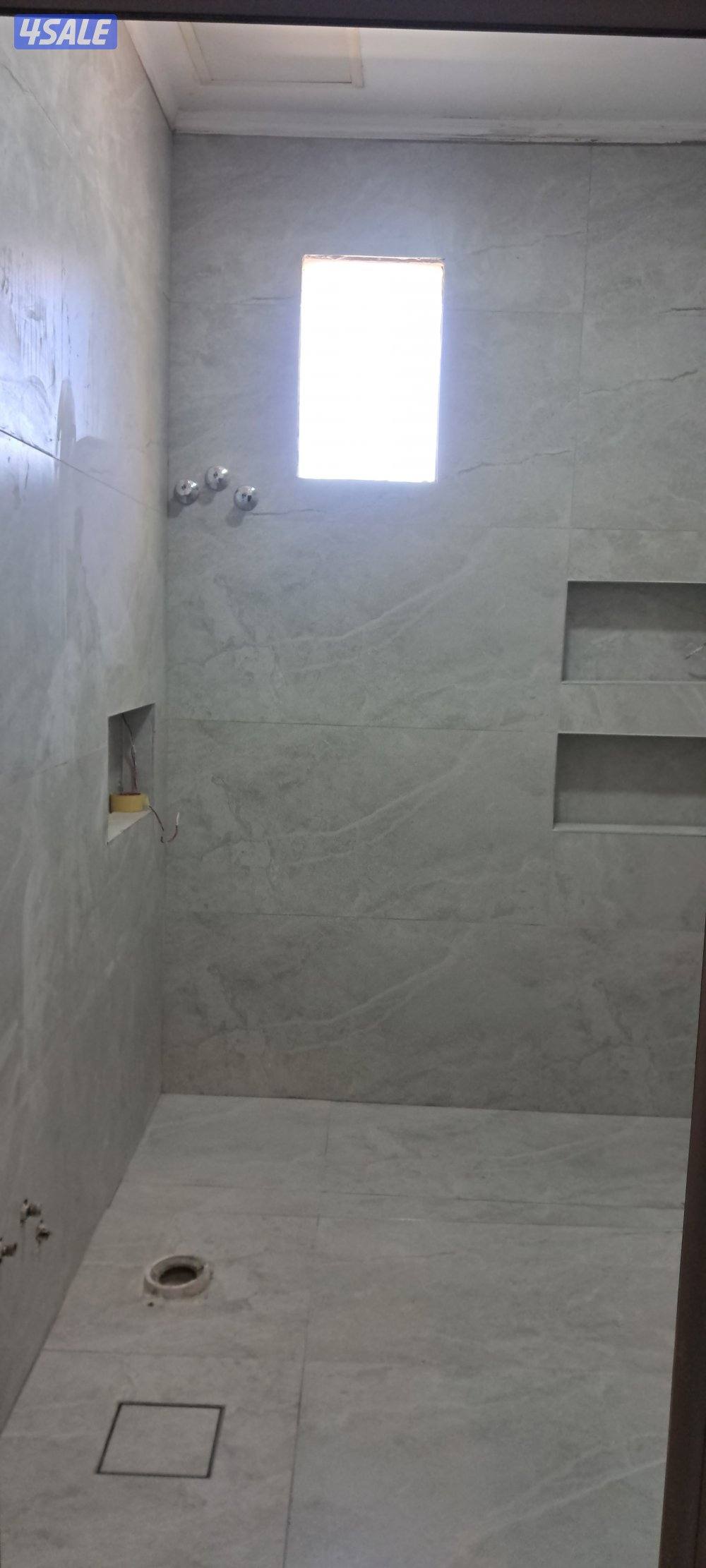 معلمين لتركيب السراميك والبرسلان فوق الماشى3