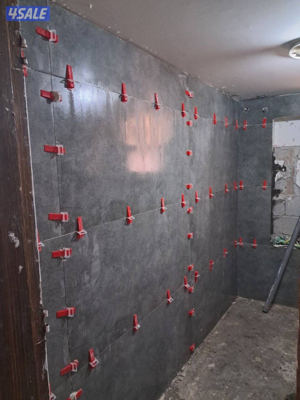 معلمين لتركيب السراميك والبرسلان فوق الماشى5