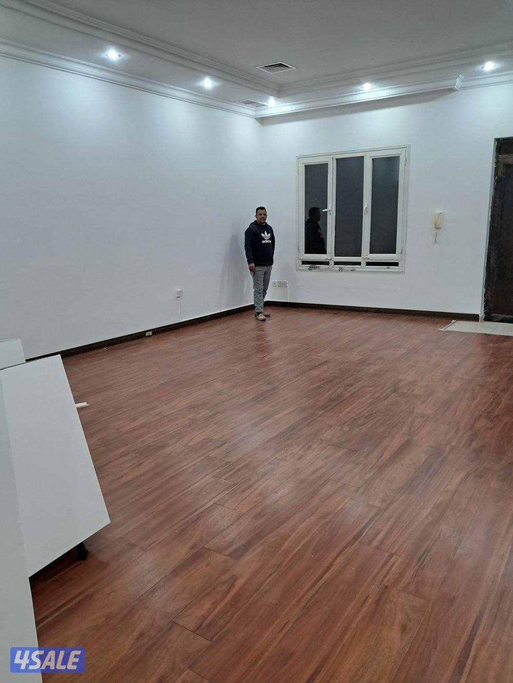 معلمين لتركيب السراميك والبرسلان فوق الماشى10