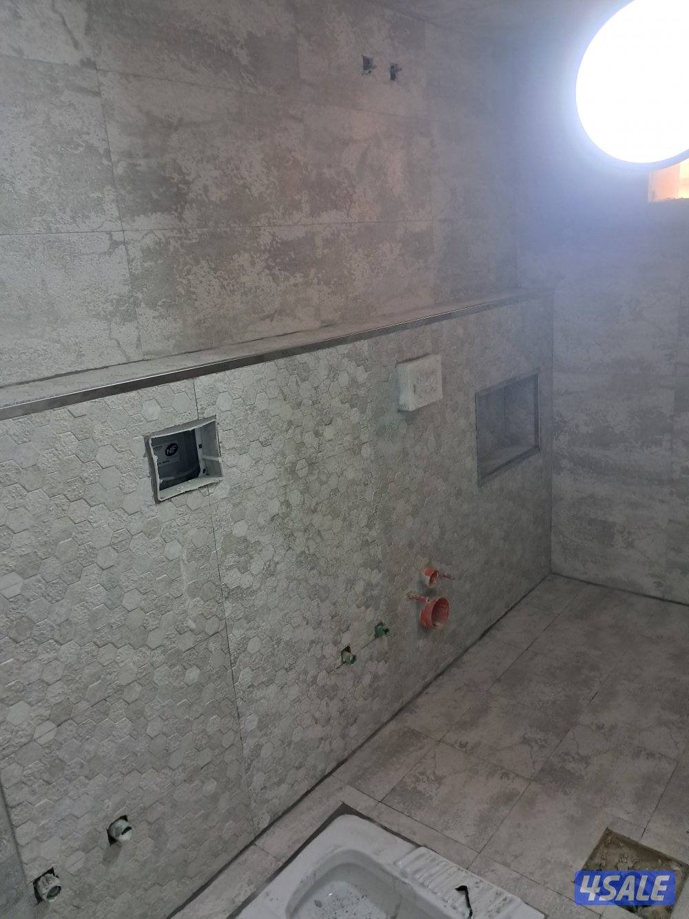 معلمين لتركيب السراميك فوق الكاشى مع صحى وعازل3