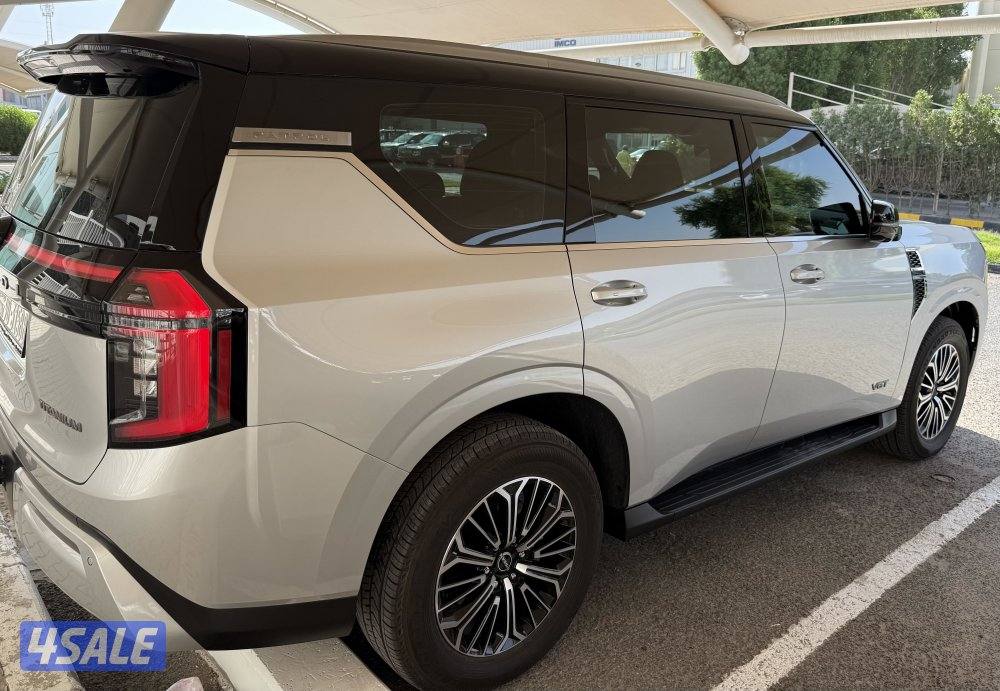 للبيع باترول تيتانيوم ٢٠٢٥ تيربو4