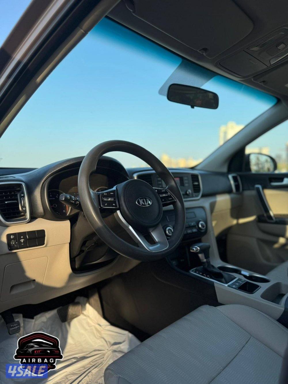 للبيع كيا سبورتاج موديل 2021 عداد 81 الف 
4 سلندر 
ماكينه ٢٤٠٠ سى سى5