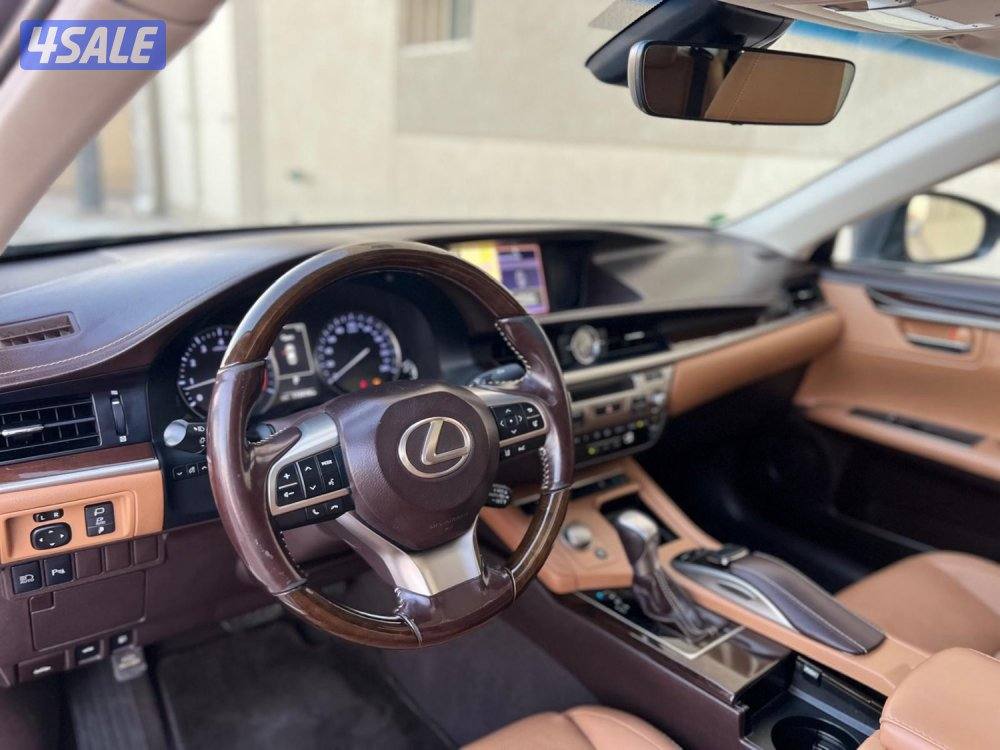 لكزس ES350 - موديل 2017 - عداد 115 - وارد الساير - صبغ الوكاله6
