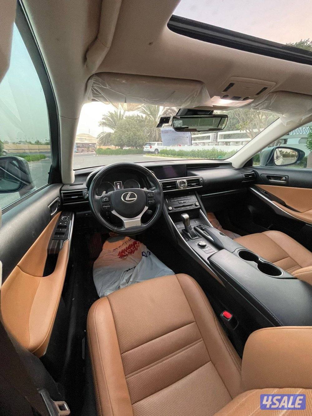 لكزس IS300 بحالة الوكالة 20188