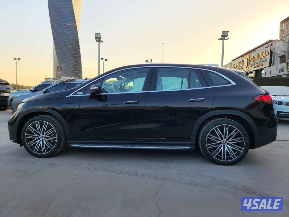 Mercedes- Benz EQE 350 - 4 matic4