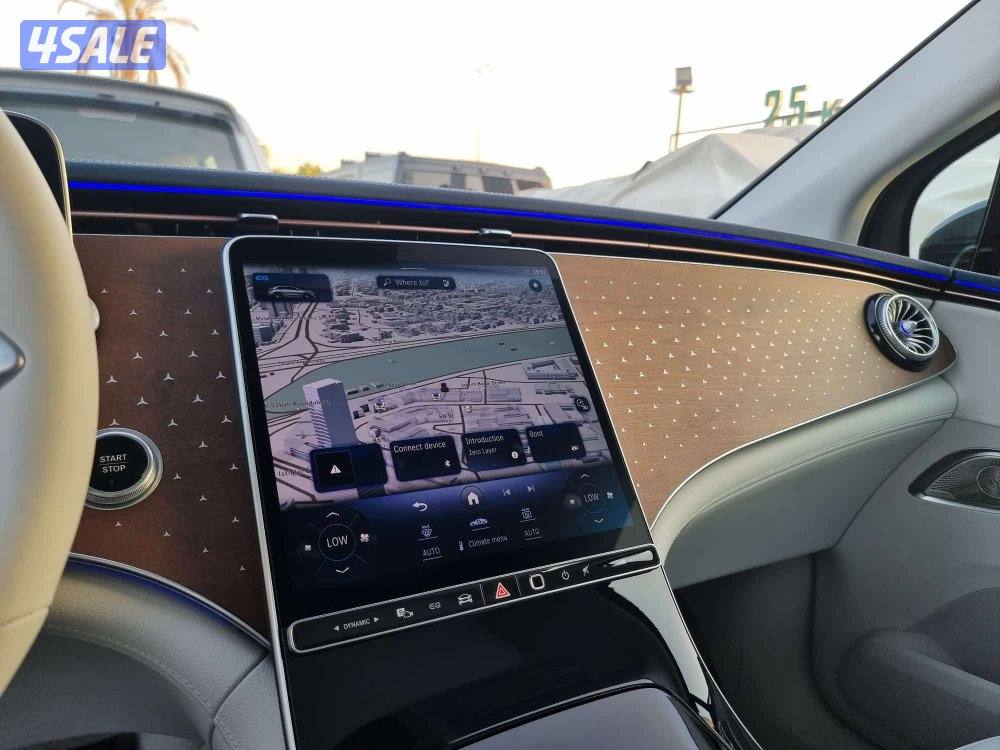 Mercedes- Benz EQE 350 - 4 matic15