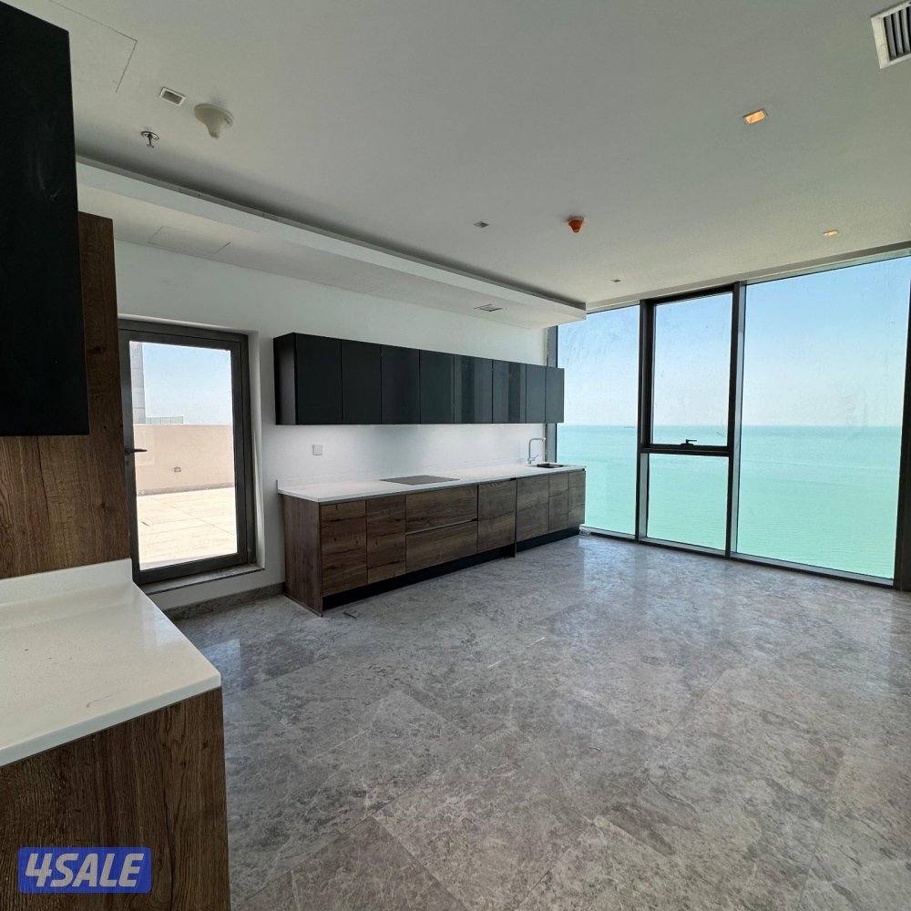 فيلا ( Pent House ) إطلالة بحرية مباشرة للإيجار في الشعب البحري6