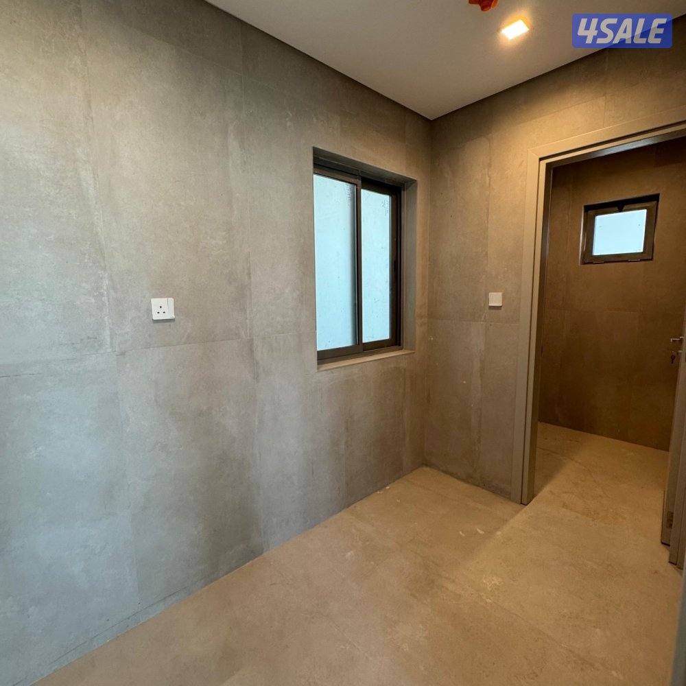 فيلا ( Pent House ) إطلالة بحرية مباشرة للإيجار في الشعب البحري12