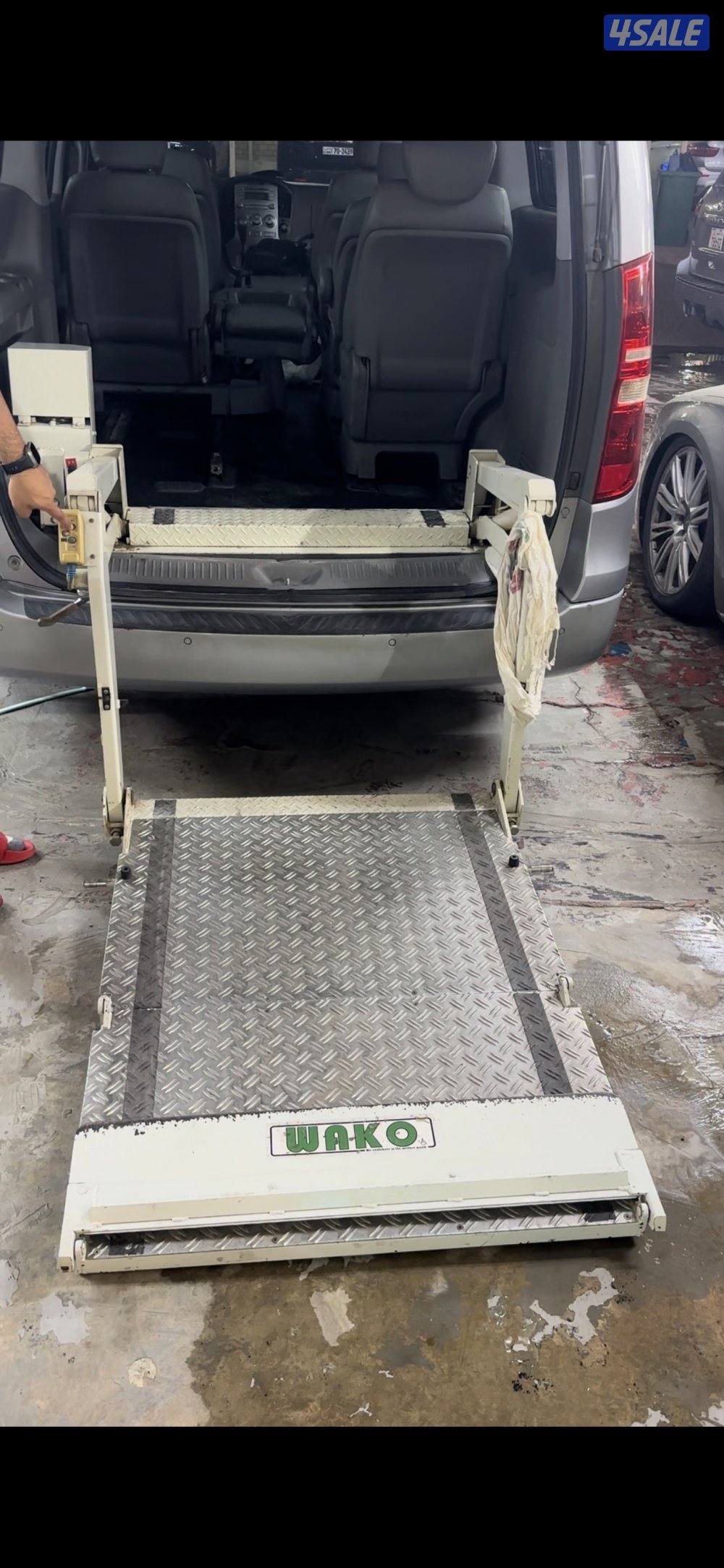 للبيع ونش لكرسي المعاقين يركب في السياره1