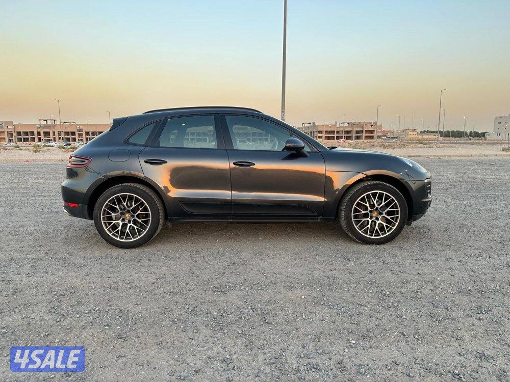 بورش ماكان موديل ٢٠١٨ ماشي ٩٢ الف2