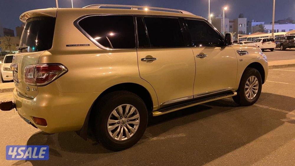 نيسان باترول ٣٢٠ sE موديل ٢٠١٣ ذهبي6