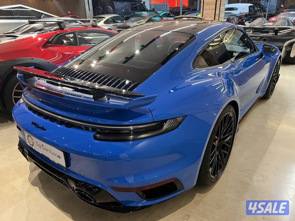 الري بجانب النصر الرياضي توب جير للسيارات2