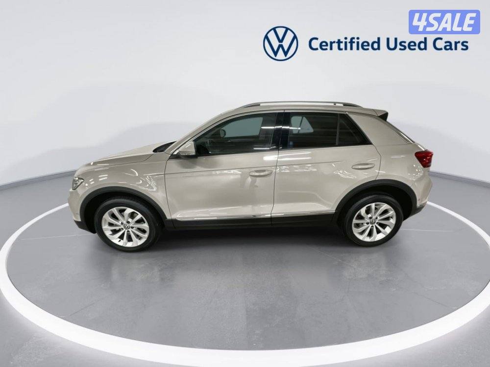 volkswagen T-Roc4