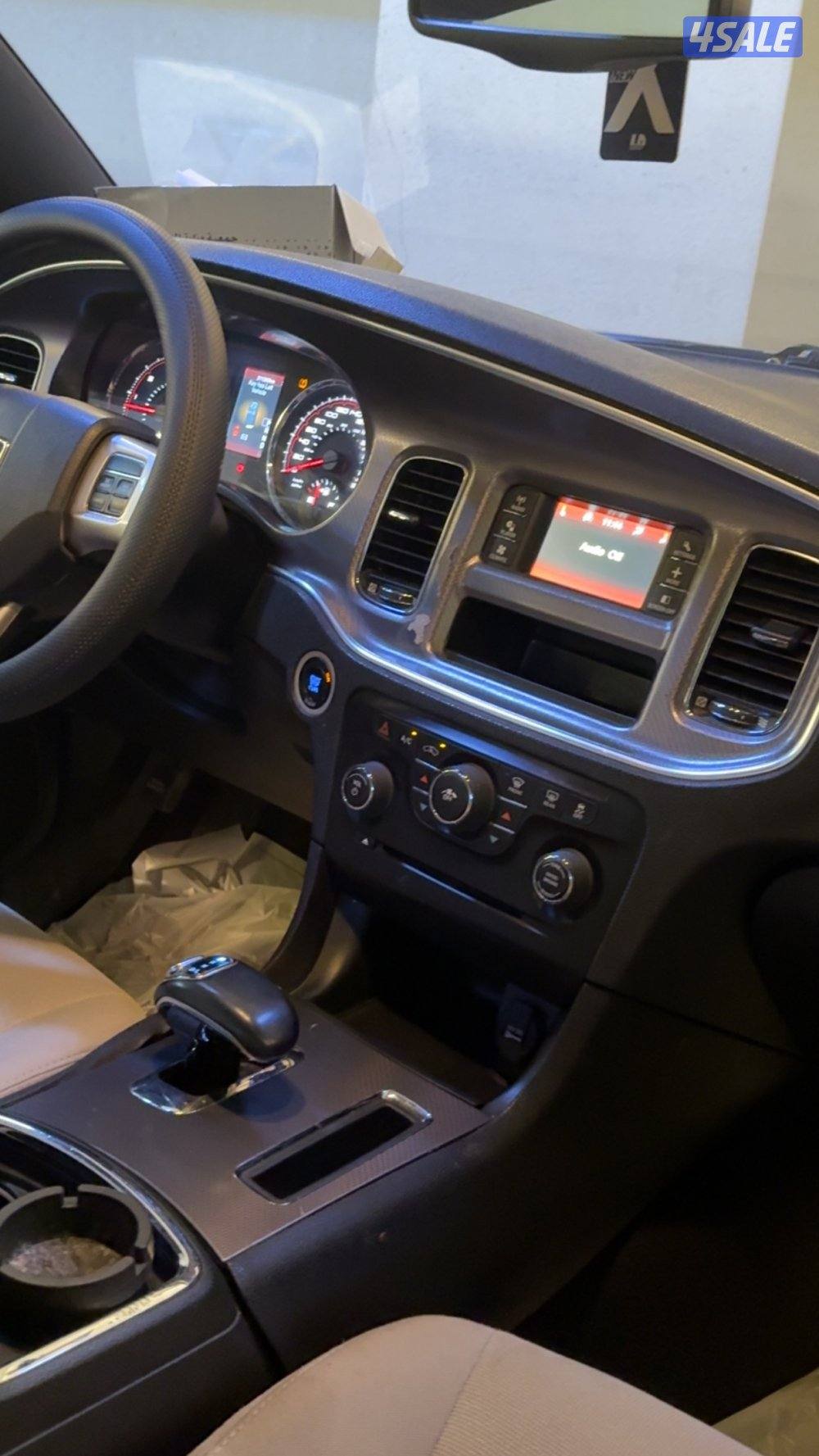 للبيع دودج تشارجر شرط الفحص ماشي 2111