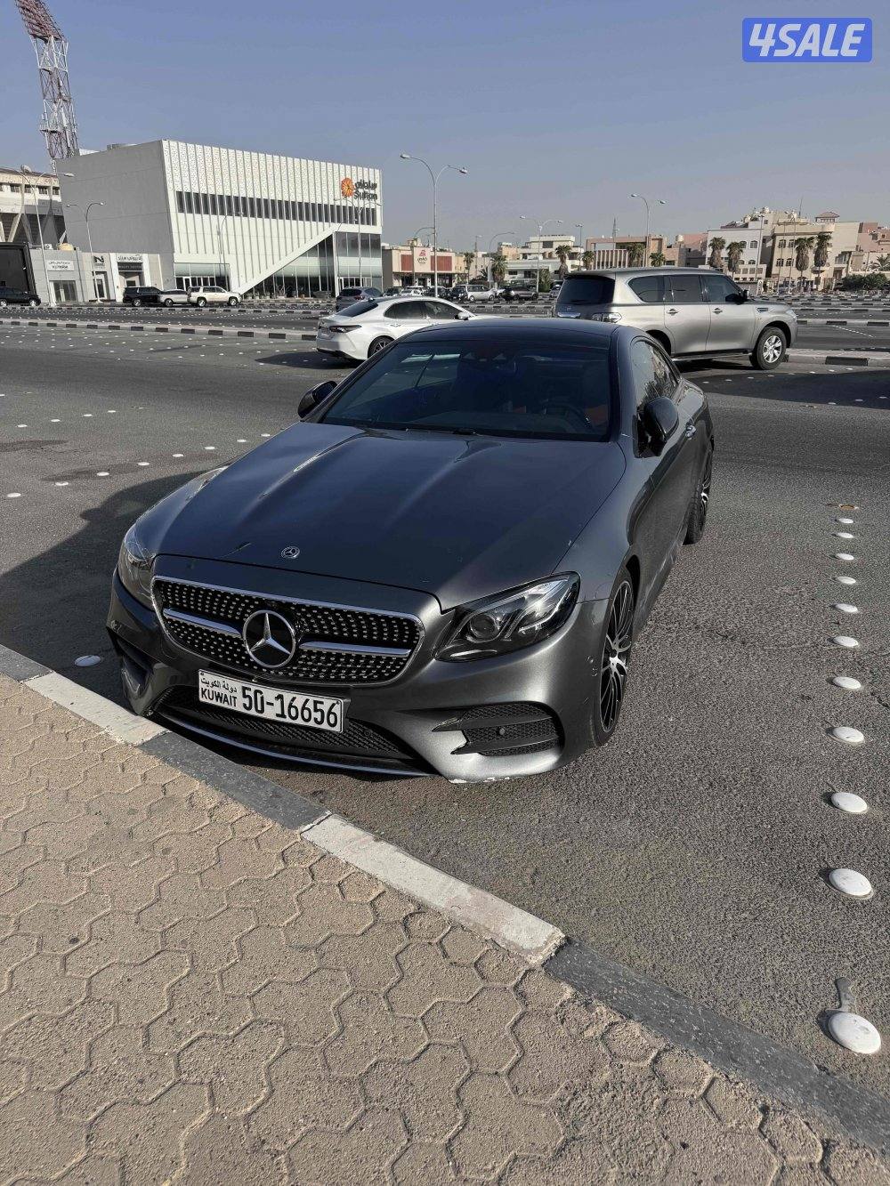 مرسيدس اي ٣٠٠1