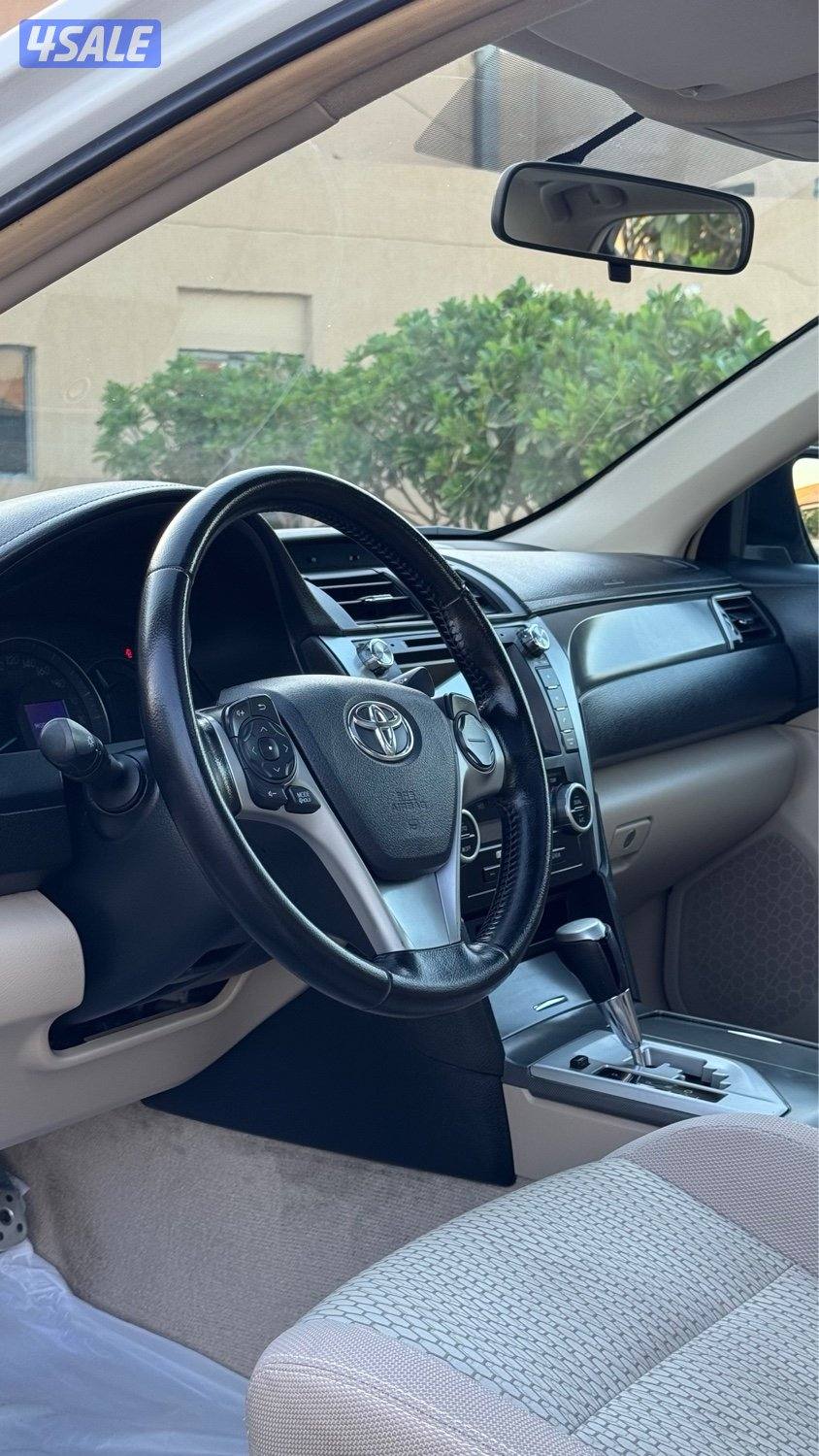 للبيع تويوتا اوريون 2015 ماشي 216 الف الساير9