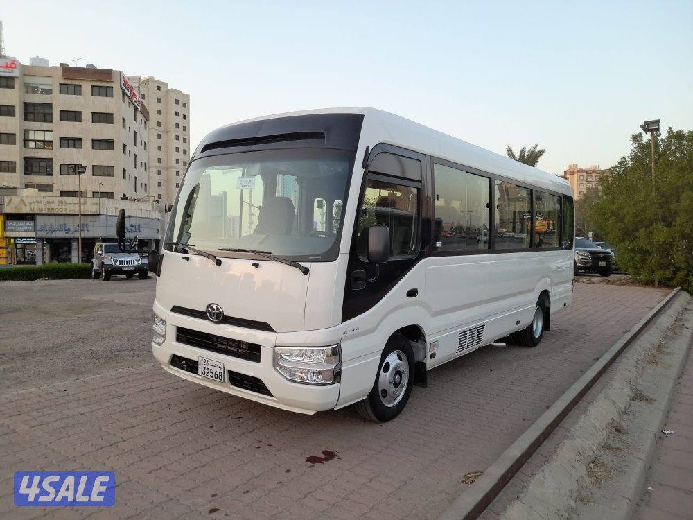 السالمية تويوتا باص كوستر موديل 2025 V4 ديزل اصفار2