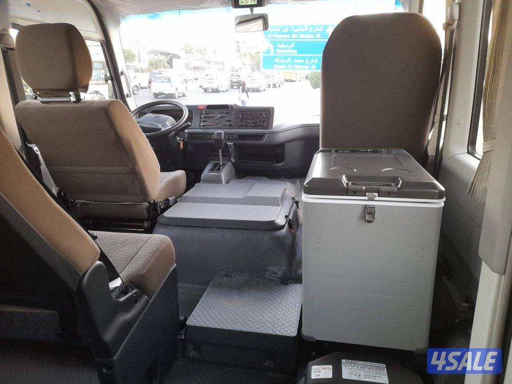 السالمية تويوتا باص كوستر موديل 2025 V4 ديزل اصفار8