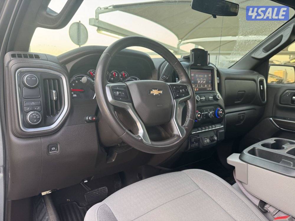 للبيع سلفرادو LT م:20216