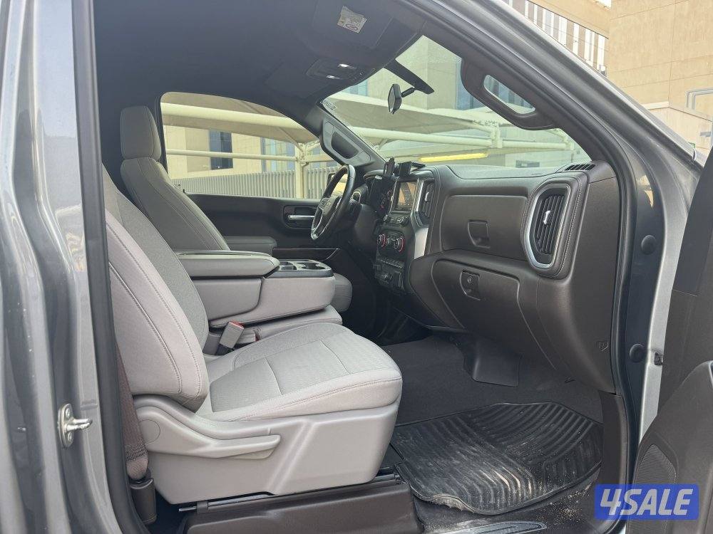 للبيع سلفرادو LT م:20217