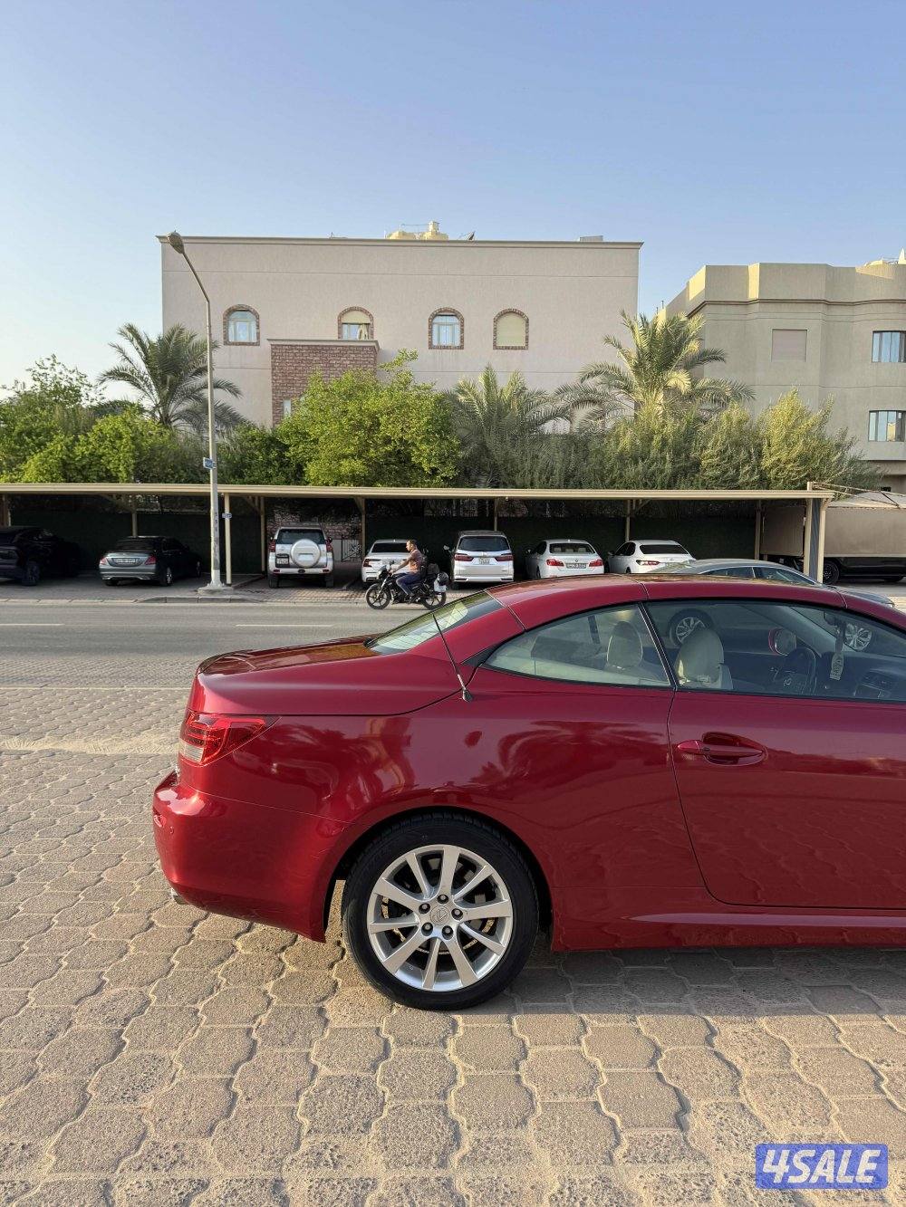 للبيع is300 مالك الاول5