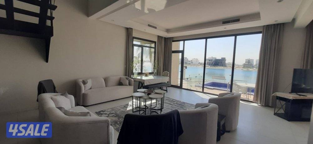 شاليه مع حديقة مميزة VIP علي الخور مباشرة1