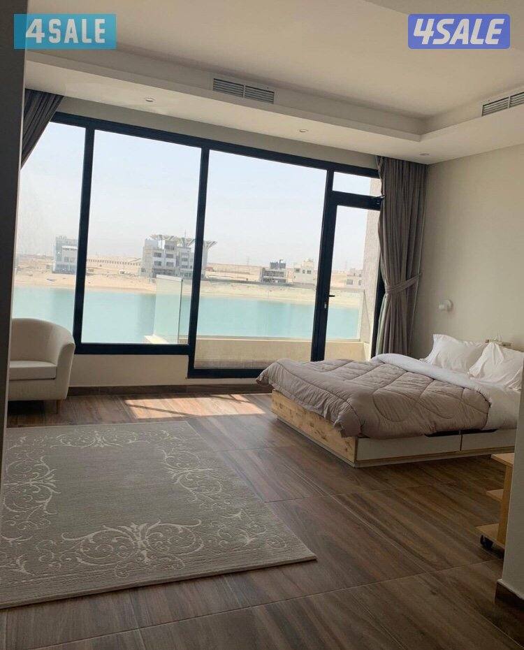 شاليه مع حديقة مميزة VIP علي الخور مباشرة3