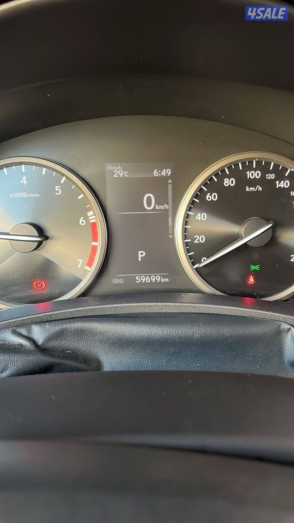 للبيع لكزس NX0