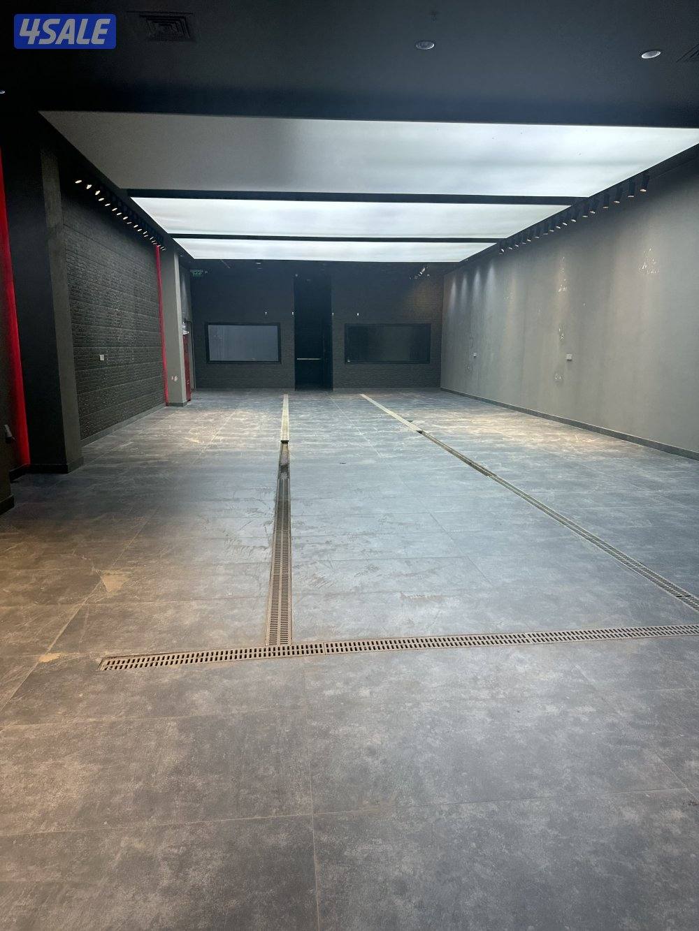 للبيع محل مميز❗️مساحه ٢٢٠2