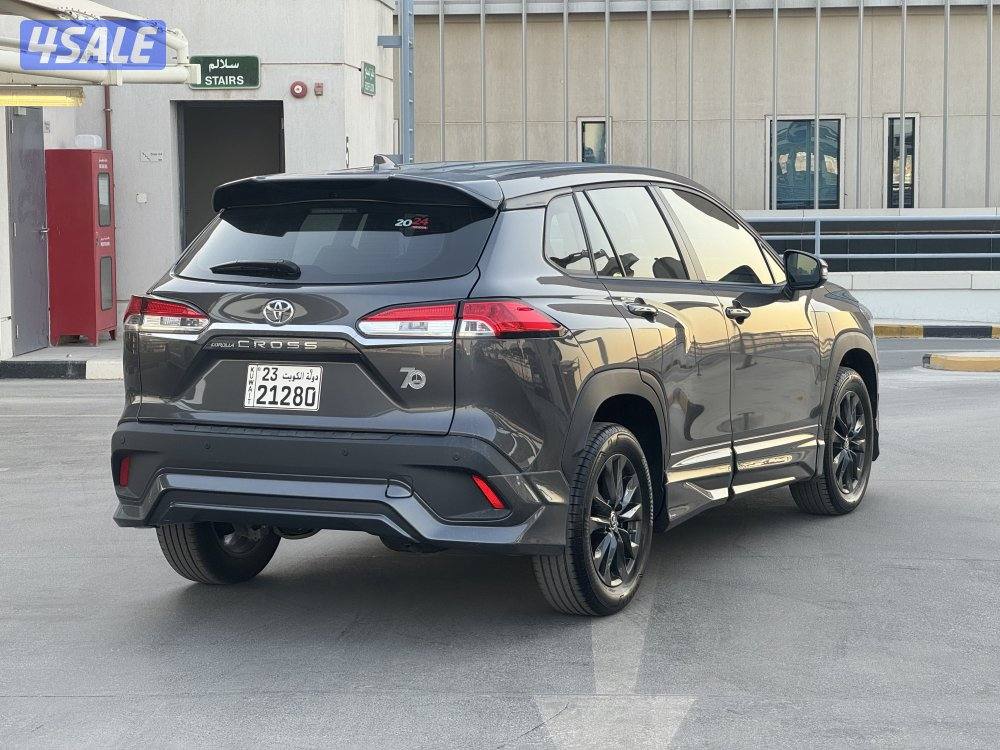 للبيع ‎ تويوتا ‎كرولا ‎كروس م:2024 عداد:2500 تحت الضمان2