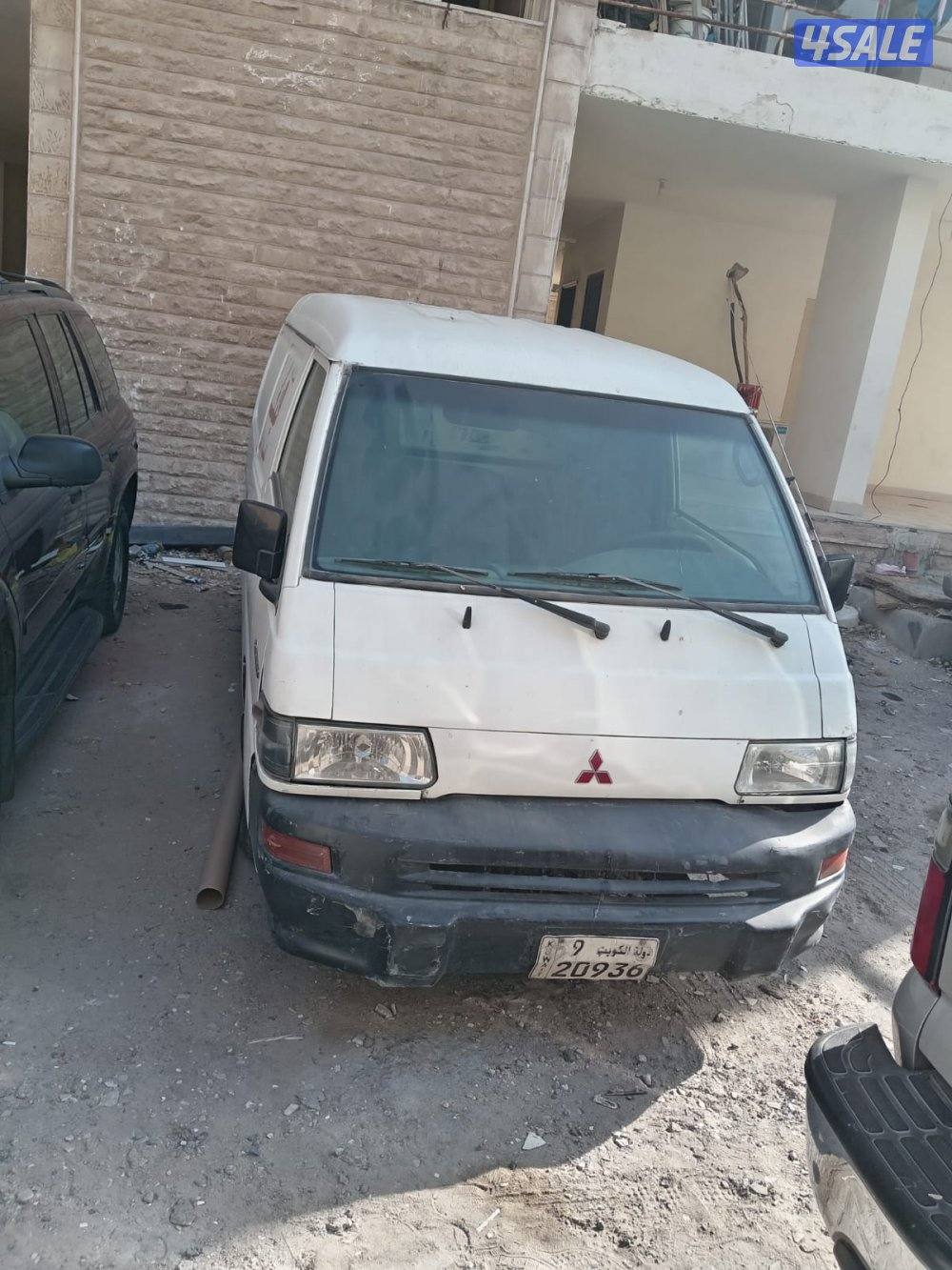 باص مستبيشي  ٢٠٠٨0