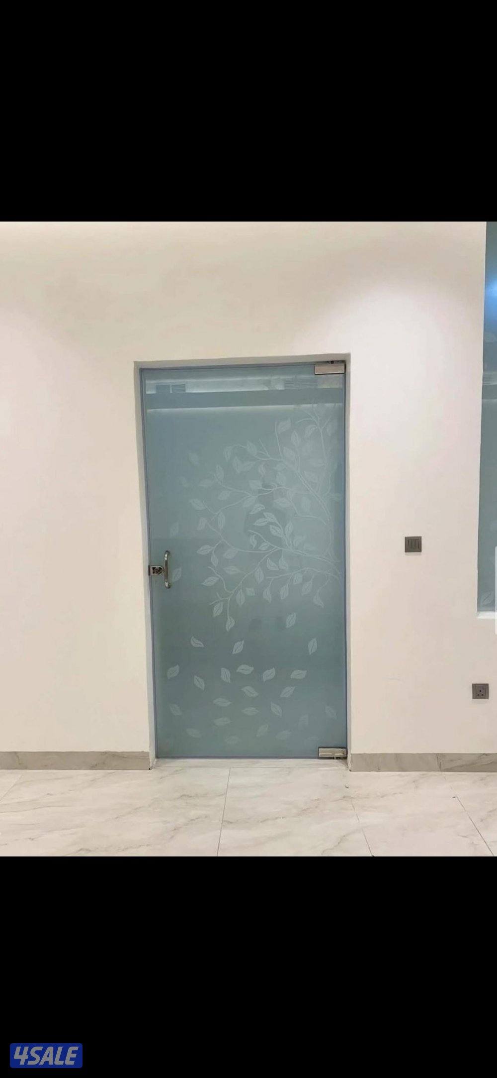 تركيب جميع انواع الزجاج والمرايا0