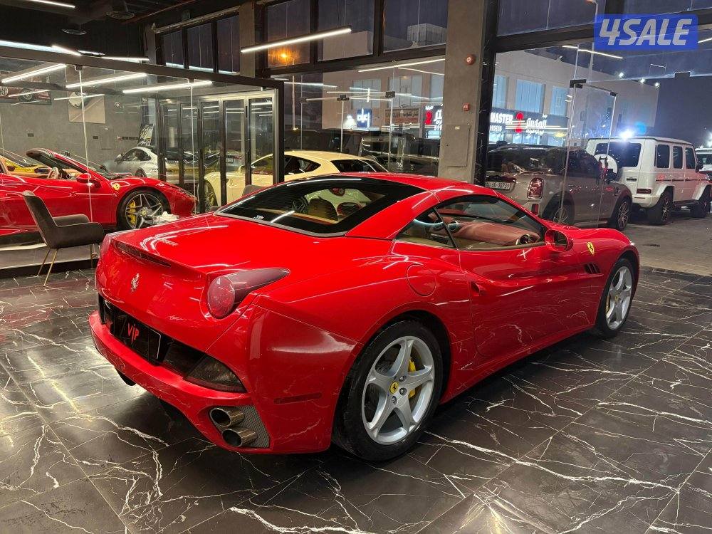 فيراري كاليفورنيا7