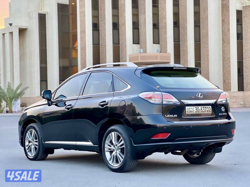 بحالة ممتازه جدا سيرفيس منتظم بالوكالة عداد ١١٣ الف فقط موديل ٢٠١٥1