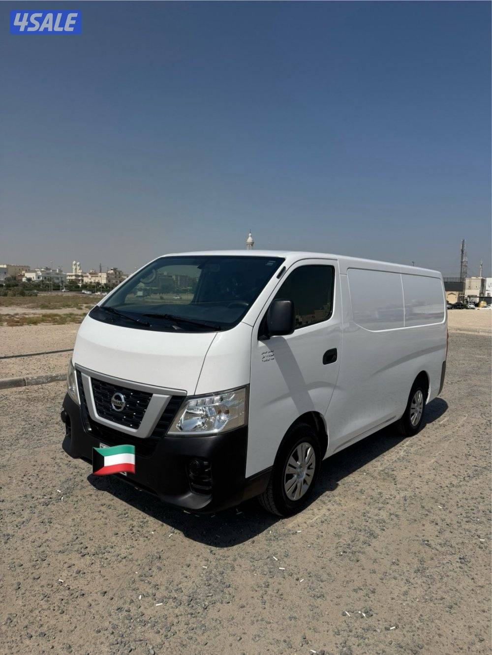 باص نيسان اورفان مقفل.0