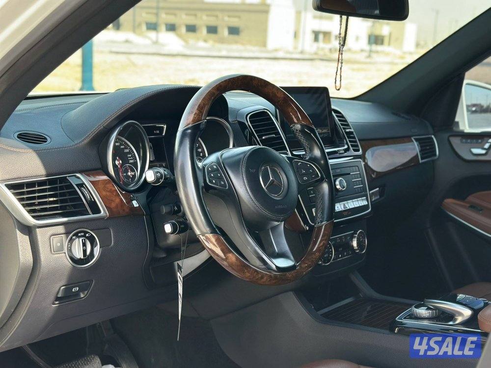 مرسيدس 500 GLS 
4MATIC
 201715