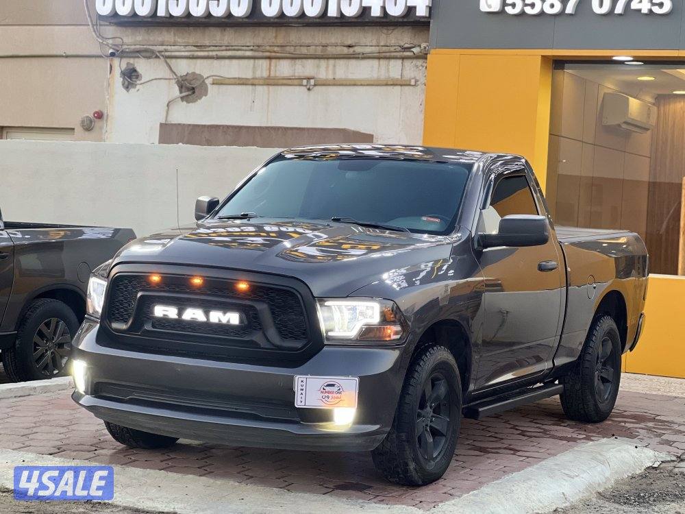 للبيع وأنيت دودج رام 20202