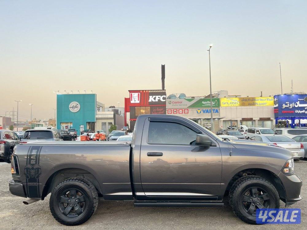 للبيع وأنيت دودج رام 20204