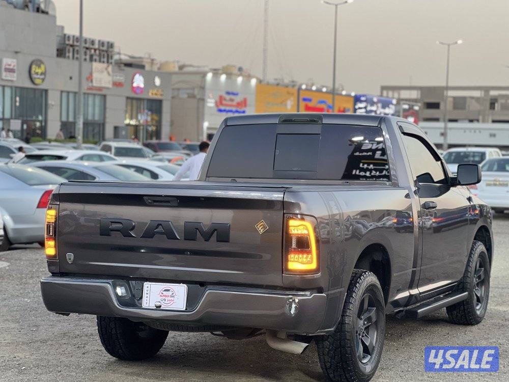 للبيع وأنيت دودج رام 20205